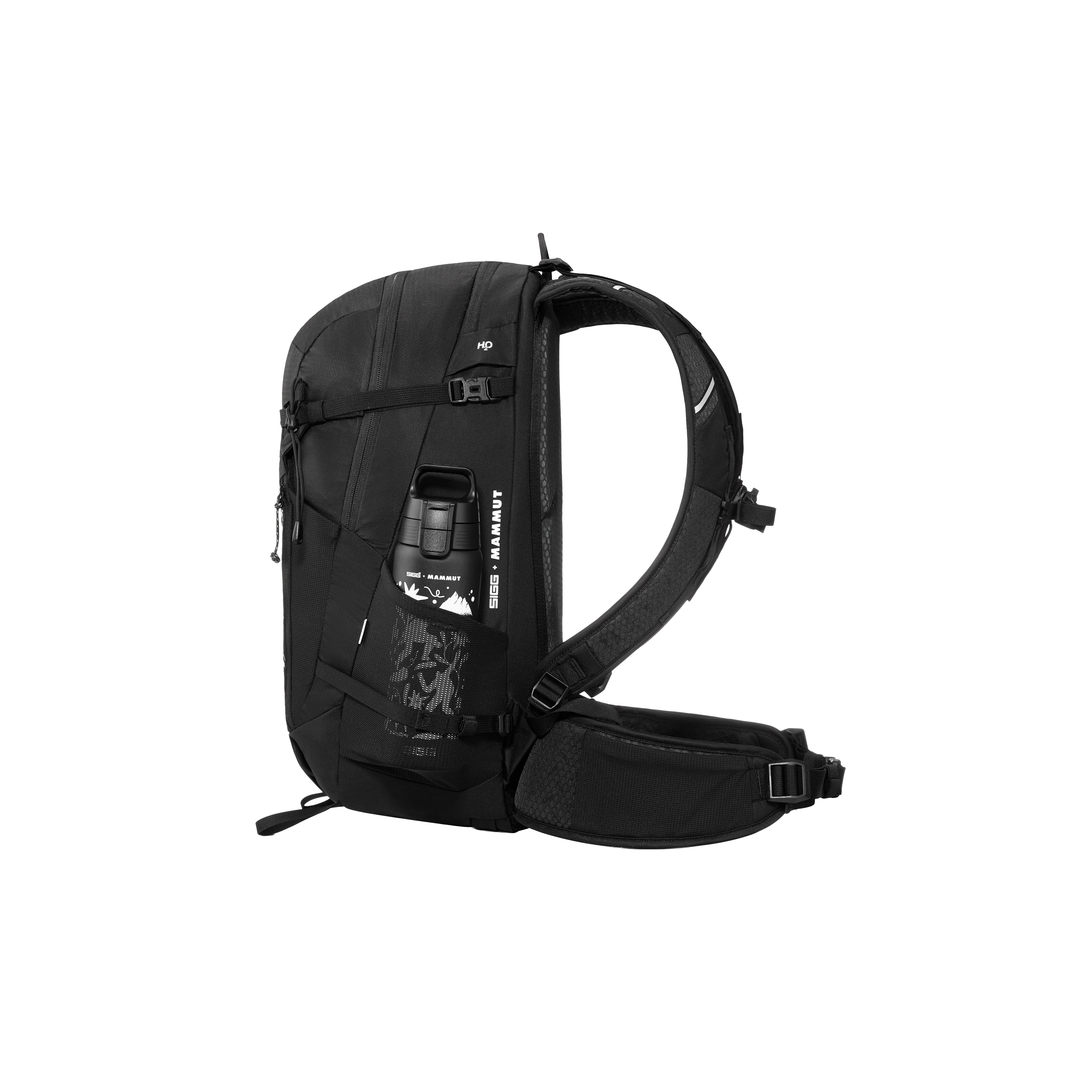 SIGG Shield ONE 0.75L + Mammut Lithium 25 - Image 3